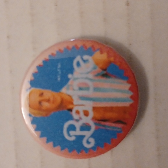 4/$60 New Barbie Magnets - Set of 4 - Picture 5 of 6